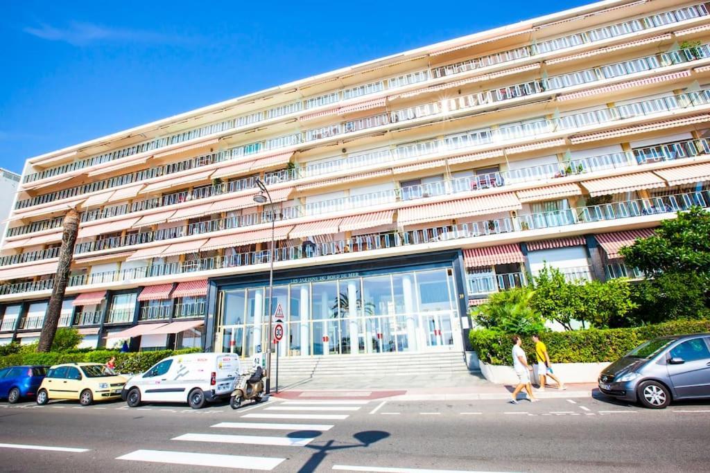 French Riviera: Seafront Apt & Pool Near Monaco Roquebrune-Cap-Martin Bagian luar foto