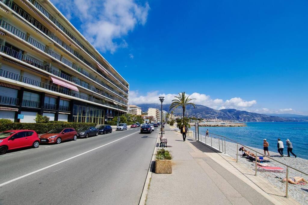 French Riviera: Seafront Apt & Pool Near Monaco Roquebrune-Cap-Martin Bagian luar foto
