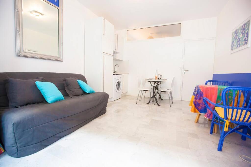 French Riviera: Seafront Apt & Pool Near Monaco Roquebrune-Cap-Martin Bagian luar foto