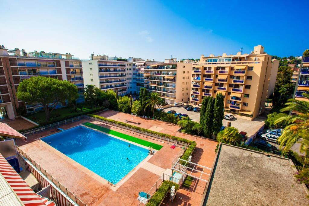 French Riviera: Seafront Apt & Pool Near Monaco Roquebrune-Cap-Martin Bagian luar foto